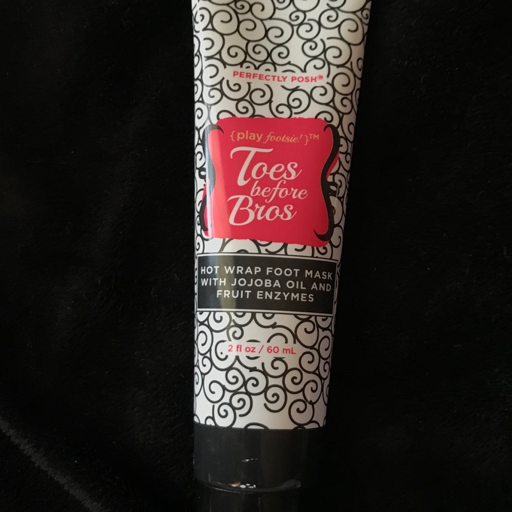 Toes before Bros foot Mask